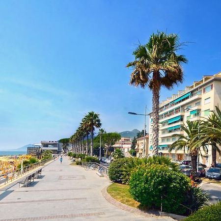 Hotel Lido Mazzini ロアーノ エクステリア 写真