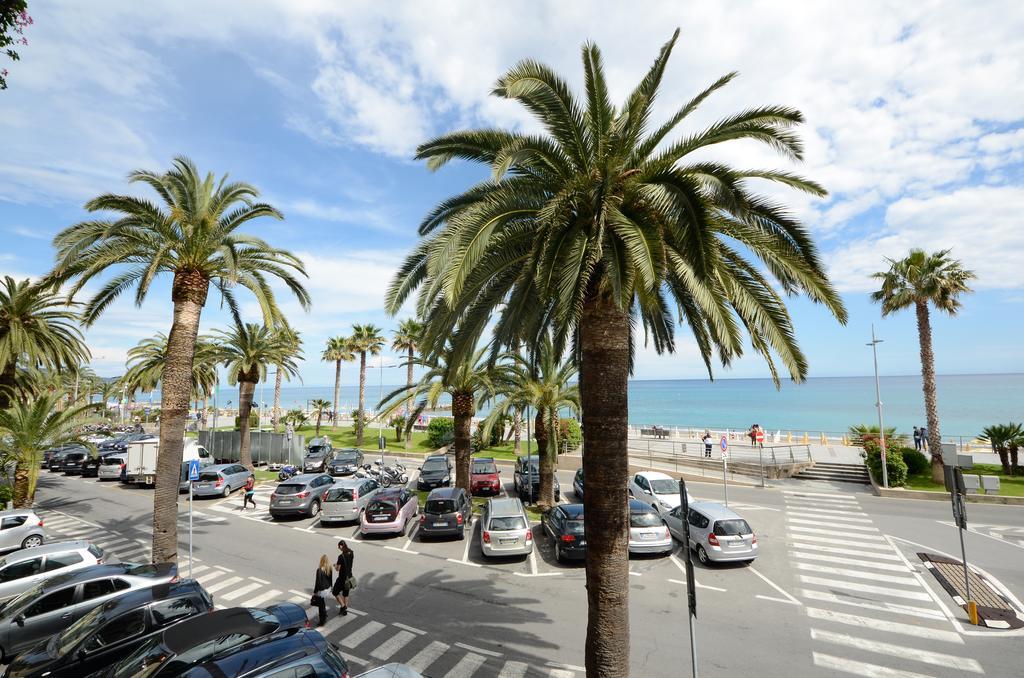 Hotel Lido Mazzini ロアーノ 部屋 写真